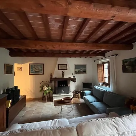 Semesterbostad Antico Borgo Di Fabbrica Pistoia